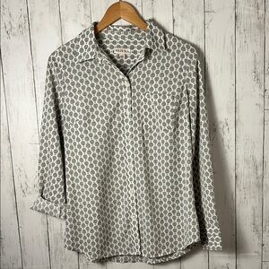 Merona women’s Button-Down Shirt in Gray and White light fabric hot air balloon